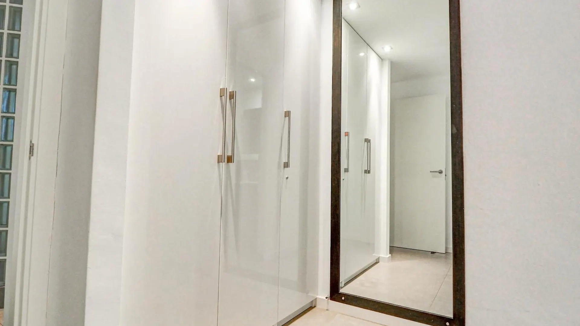 Chic By Hello Homes Σίτζες Διαμέρισμα